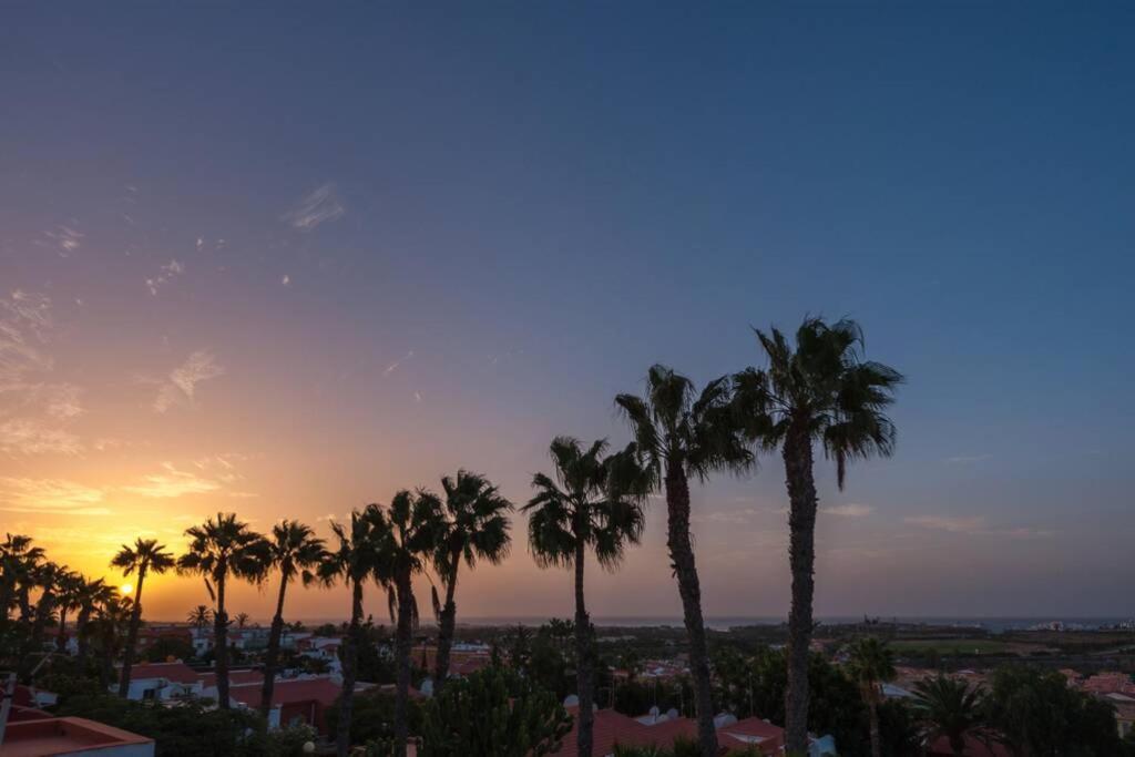Duplex Con Jardin Y Buenas Vistas Apartment Maspalomas  Luaran gambar